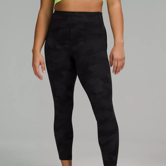 lululemon athletica Pants - Lululemon Swift Speed High Rise Tight 25" Yoga Pants in: Camo Deep Coal Multi
